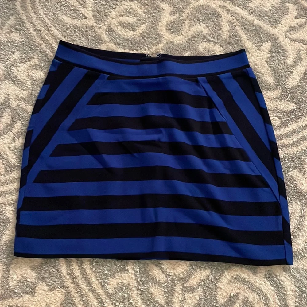 Gap mini skirt - Picture 1 of 2